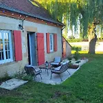 Hébergement de vacances Maison Bourbonnaise Idéalement Placée Proche Du Centre De Moulins Neuvy (Allier)
