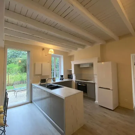 Maison Bourbonnaise Idealement Placee Proche Du Centre De Moulins 度假居 *