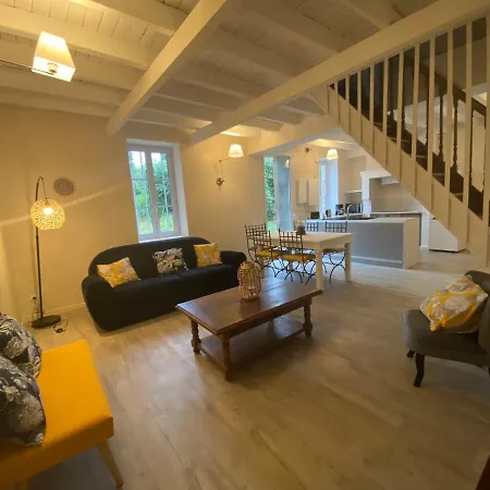 Maison Bourbonnaise Idealement Placee Proche Du Centre De Moulins 度假居 Neuvy (Allier)