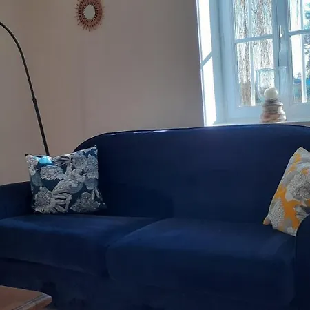 Maison Bourbonnaise Idealement Placee Proche Du Centre De Moulins 度假居